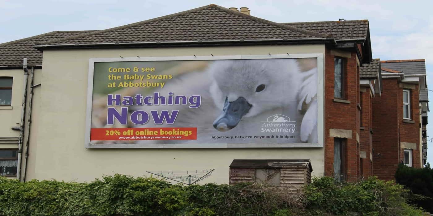 How to create an effective outdoor advert